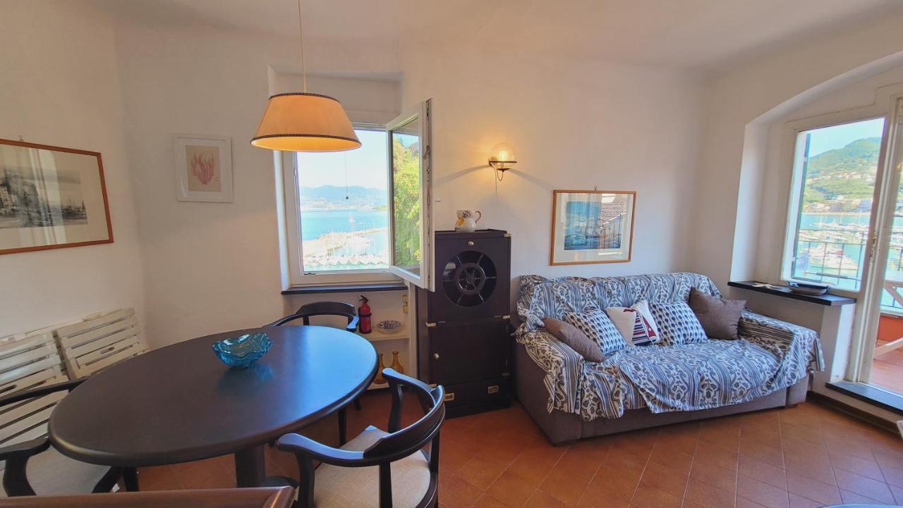 L'Arpara Casa Al Molo Dal Mare Al Castello Леричи Екстериор снимка
